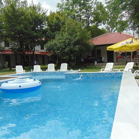 Holiday Park Ranchoto Hotel Kirkovo  Buitenkant foto