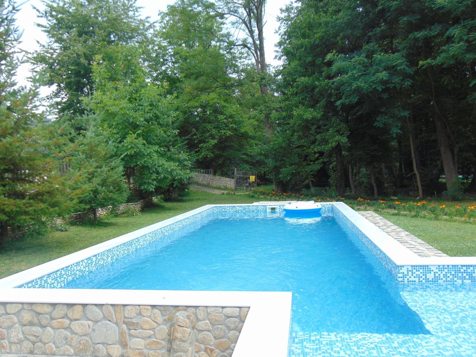 Holiday Park Ranchoto Hotel Kirkovo  Buitenkant foto